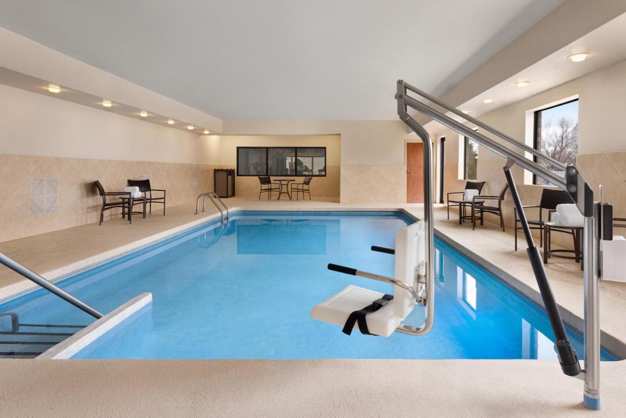 Holiday Inn Express Hotel & Suites Edmond By Ihg Eksteriør billede