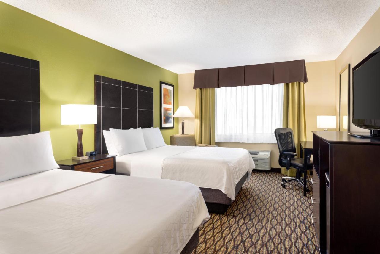 Holiday Inn Express Hotel & Suites Edmond By Ihg Eksteriør billede